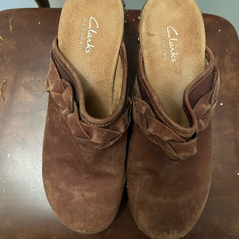 Clarks Women's Chocolate Suede Mules